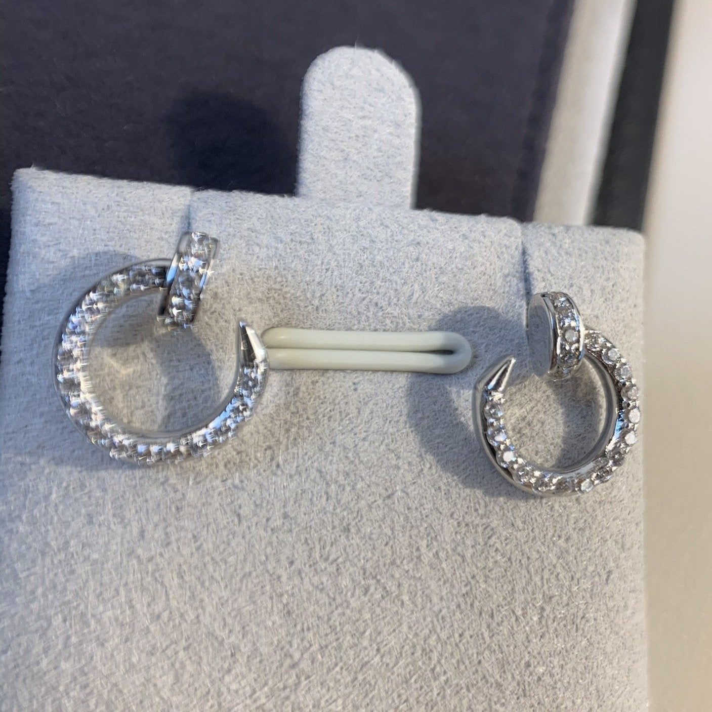 GlowJUSTE EARRINGS SILVER DIAMONDS