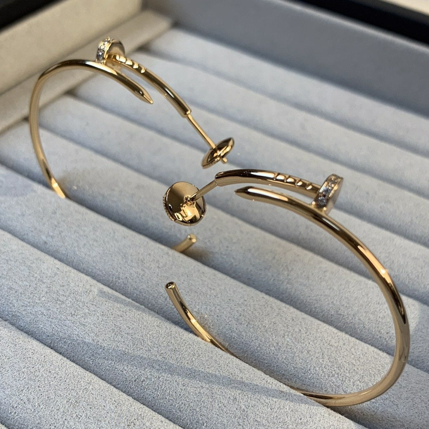 GlowJUSTE EARRINGS GOLD DIAMONDS 1.8MM