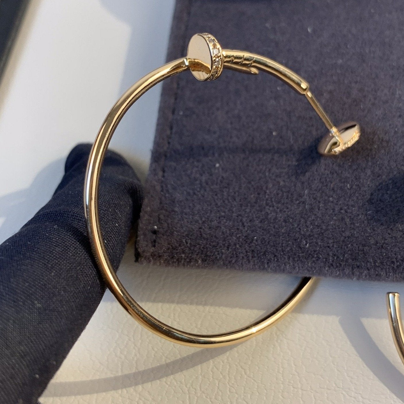 GlowJUSTE EARRINGS GOLD DIAMONDS 1.8MM