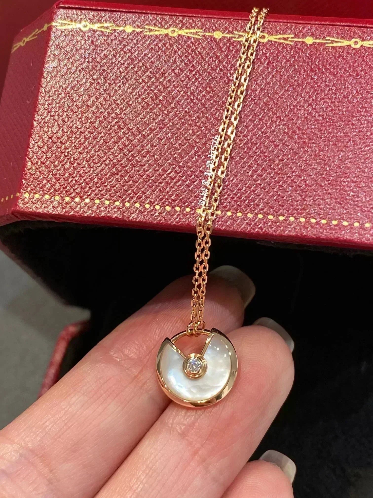 GlowAMULETTE ROSE GOLD MOP NECKLACE