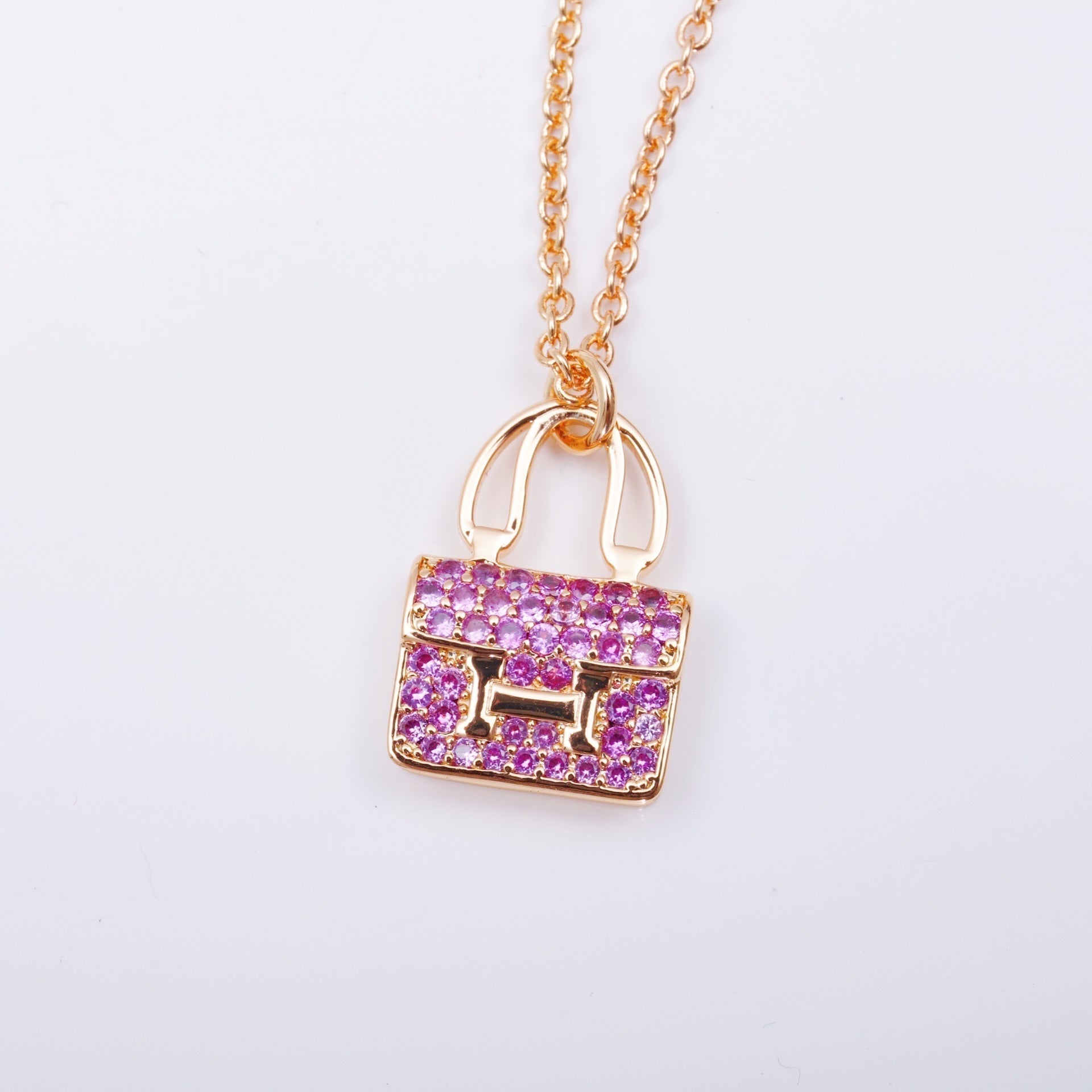 GlowCONSTANCE PEDANT PURPLE DIAMOND NECKLACE