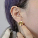 GlowCLOVER MEDIUM 1 MOTIFS LASER EARRINGS