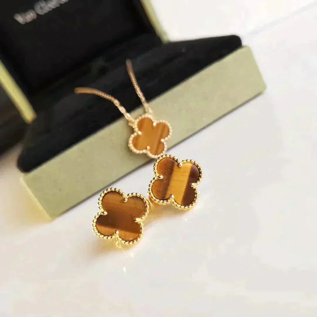 GlowCLOVER MEDIUM 1 MOTIFS TIGER EYE EARRINGS