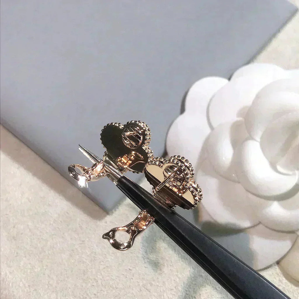 GlowCLOVER MEDIUM 1 MOTIFS  PINK MOP DIAMOND EARRINGS