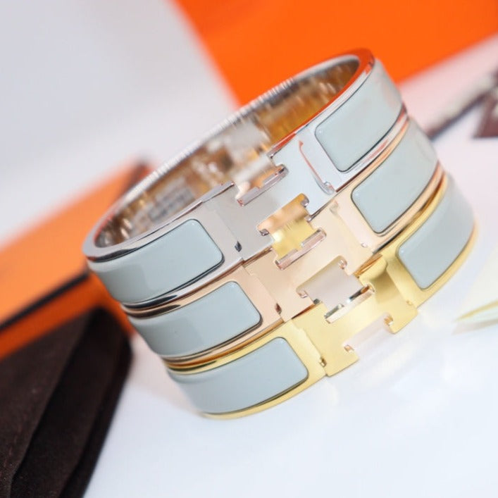 GlowH LIGHT BLUE BRACELET