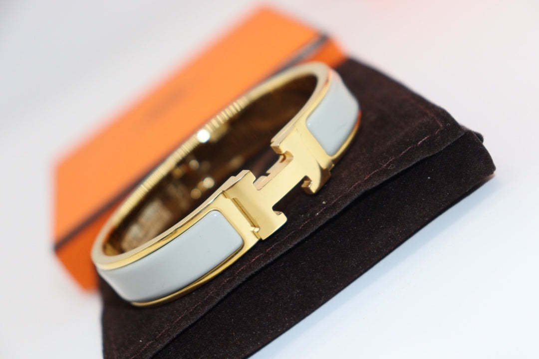 GlowH LIGHT BLUE BRACELET