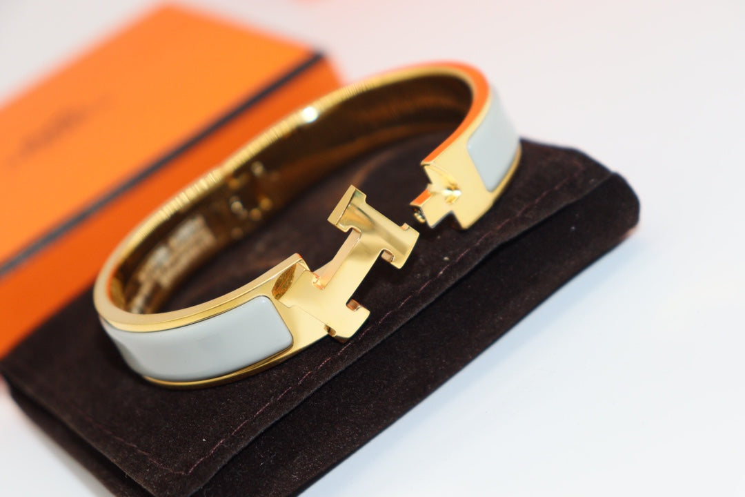 GlowH LIGHT BLUE BRACELET