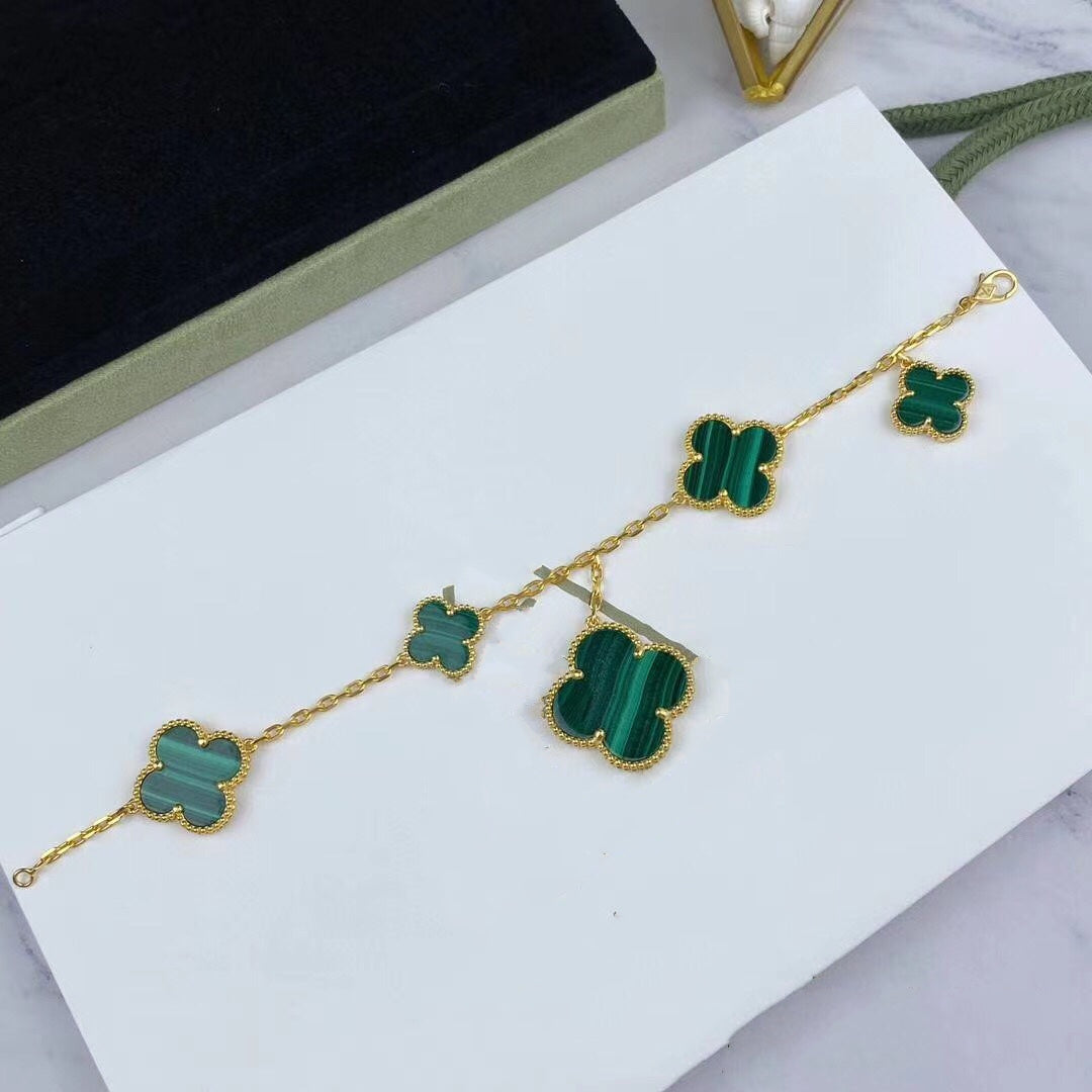 GlowMAGIC CLOVER MALACHITE GOLD BRACELET 5 MOTIFS