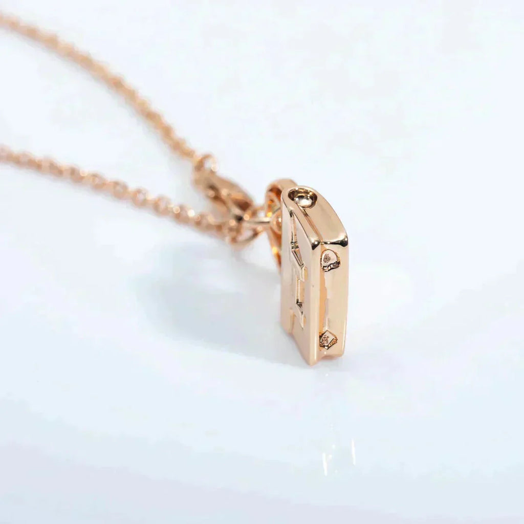 GlowAMULETTE PEDANT ROSE GOLD NECKLACE