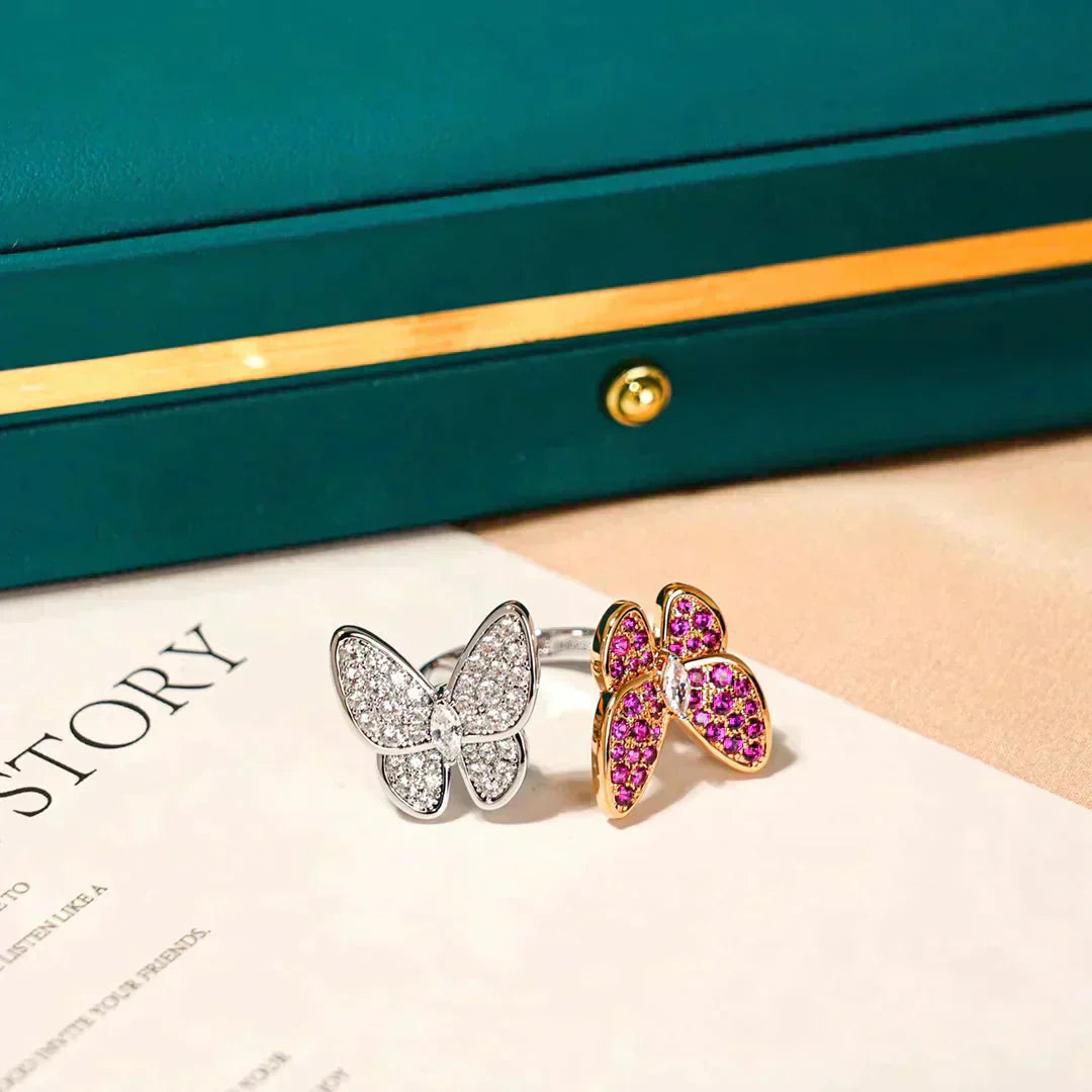 GlowTWIN BUTTERFLY DIAMOND RING