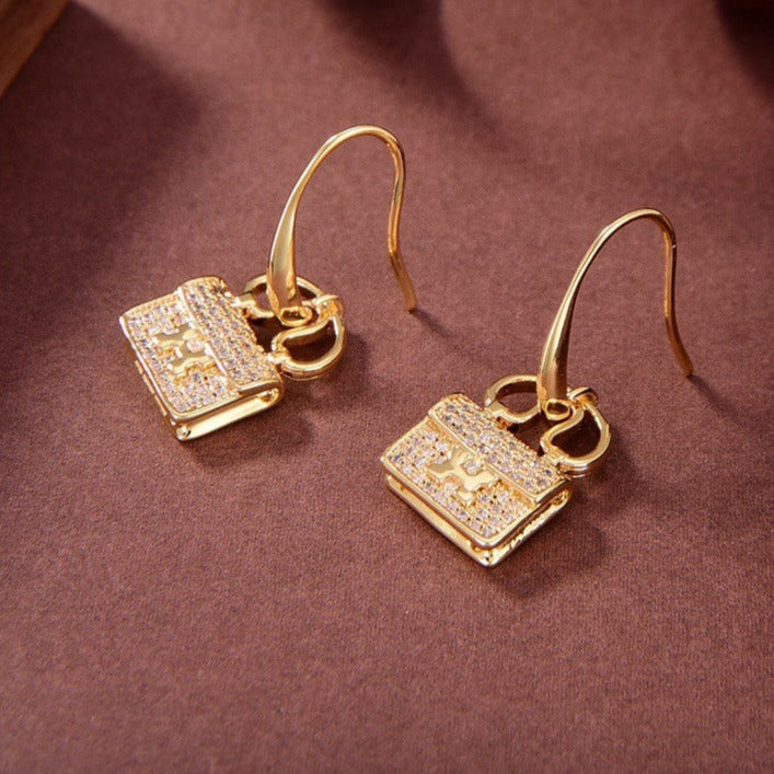 GlowKELLY DIAMOND EARRINGS
