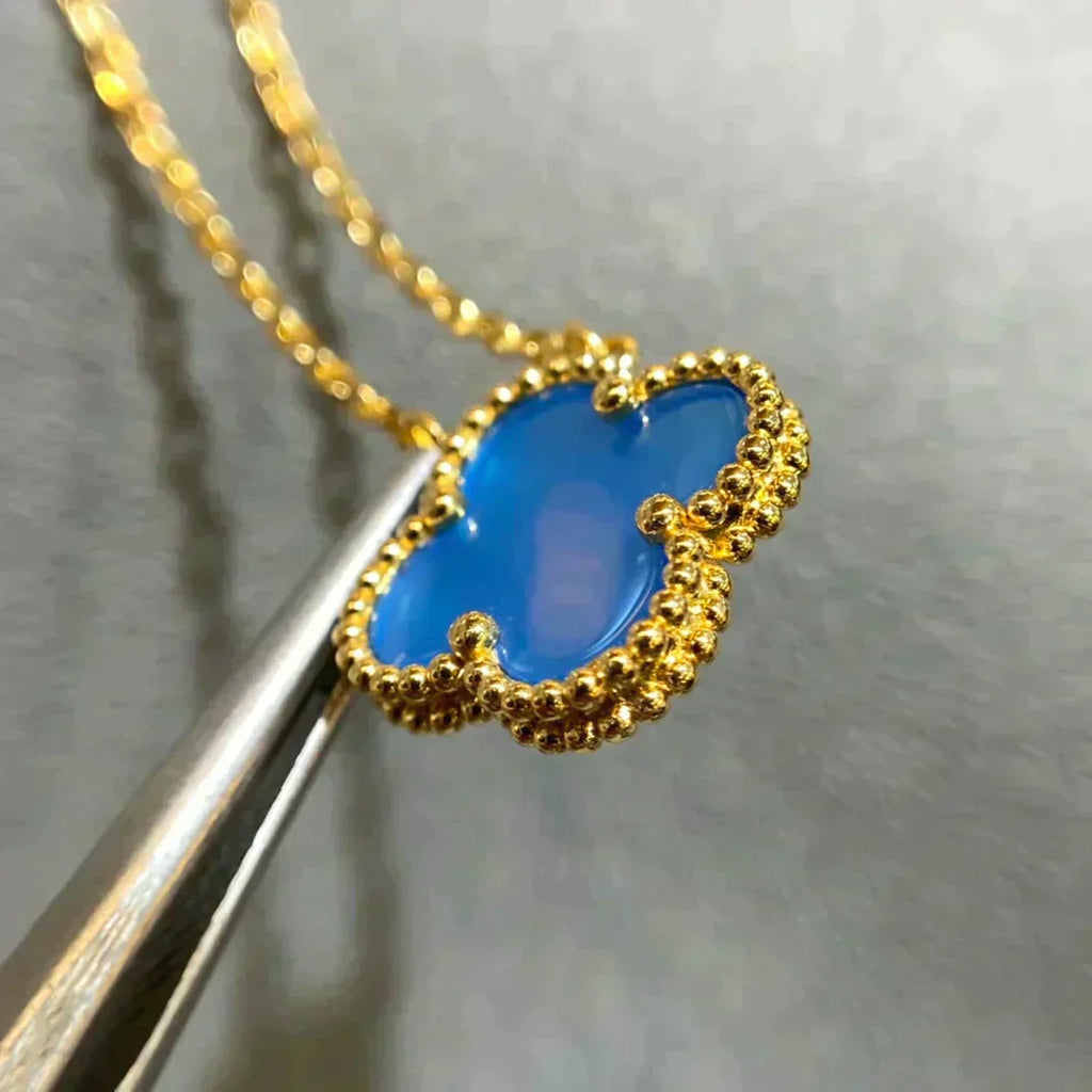 GlowCLOVER 15MM BLUE AGATE NECKLACE
