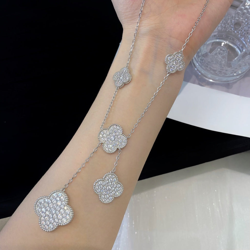 GlowCLOVER 5 MOTIFS SILVER DIAMONDS NECKLACE