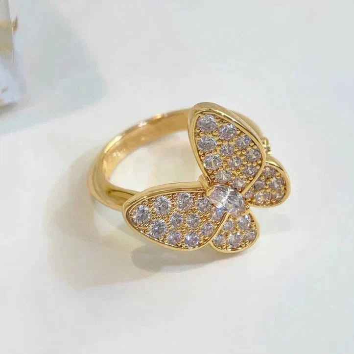 GlowBUTTERFLY DIAMOND RING