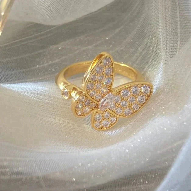 GlowBUTTERFLY DIAMOND RING