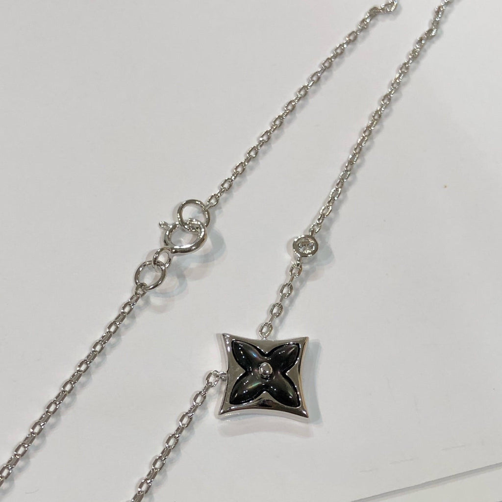 GlowSTAR BLACK MOP NECKLACE