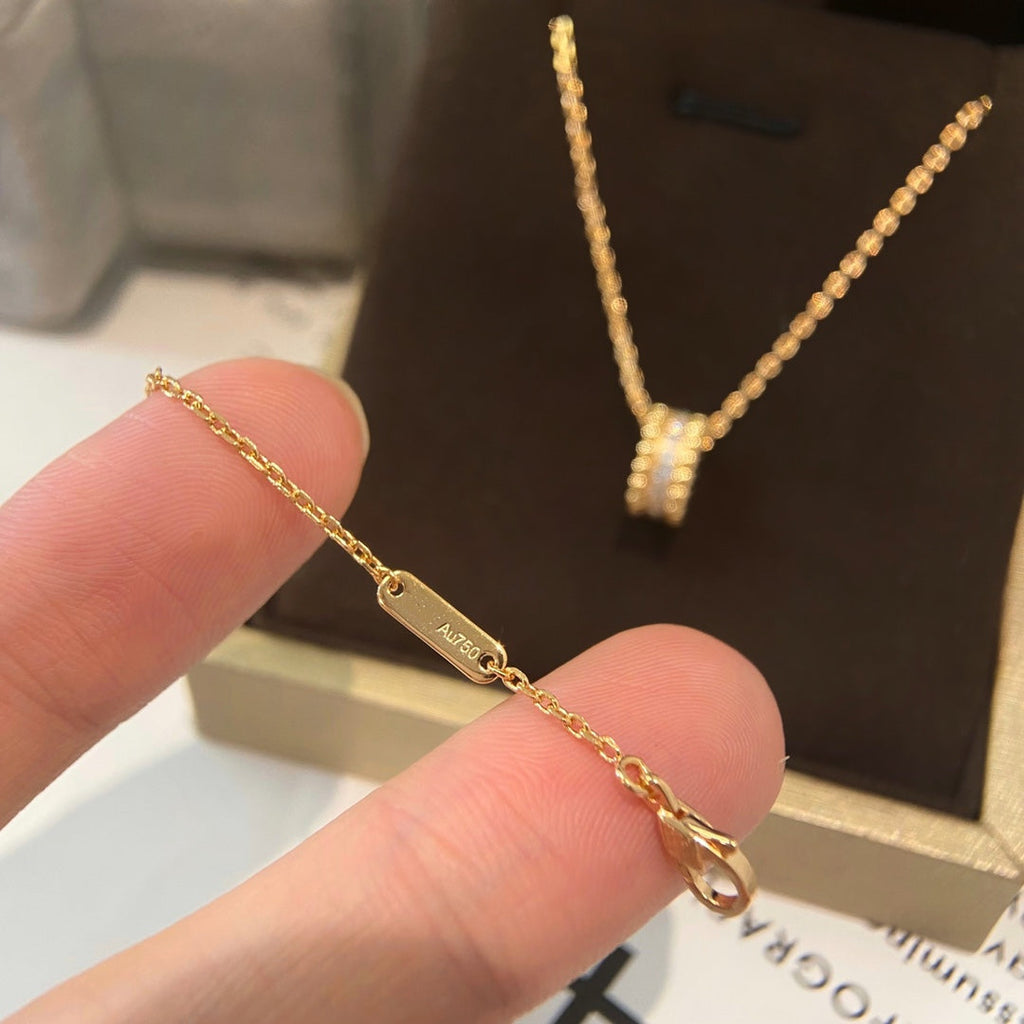 GlowPERLEE DIAMOND NECKLACE