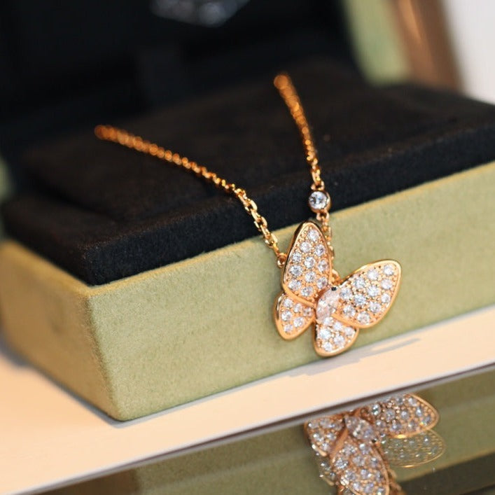 GlowBUTTERFLY DIAMOND NECKLACE