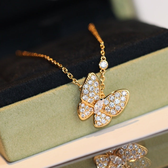 GlowBUTTERFLY DIAMOND NECKLACE