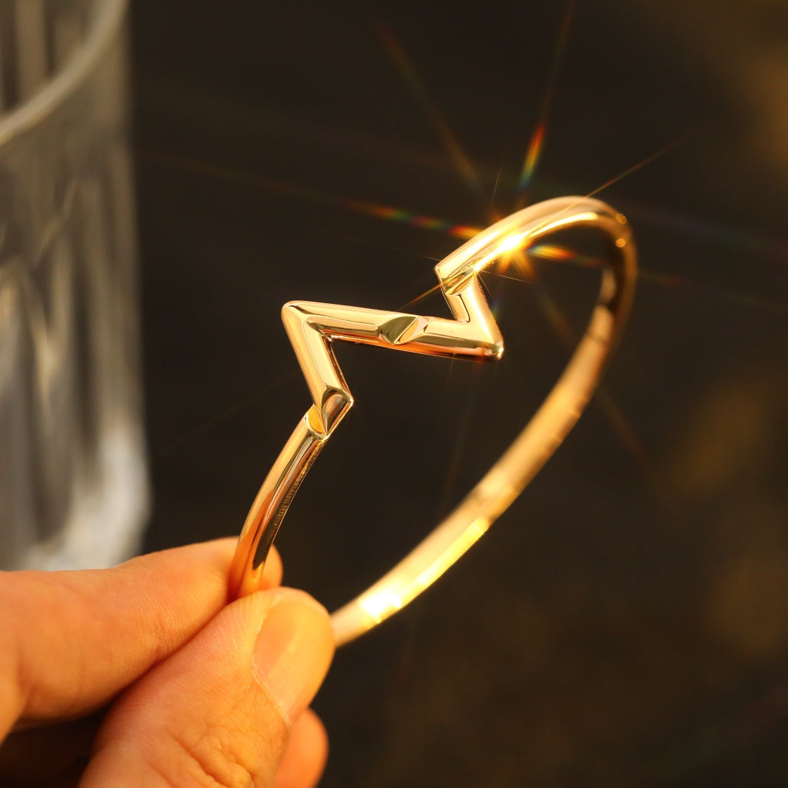 GlowVOLTE UPSITE DOWN BRACELET