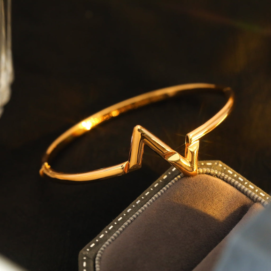 GlowVOLTE UPSITE DOWN BRACELET