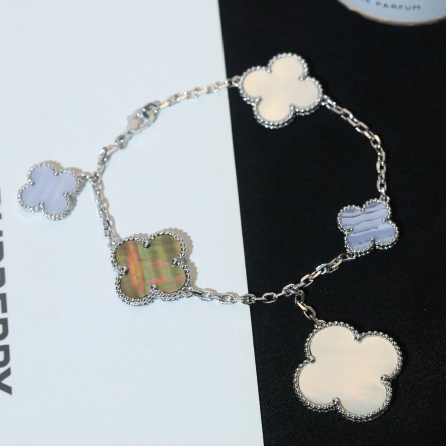 GlowCLOVER BRACELET 5 MOTIFS MOP CHALCEDONY SILVER