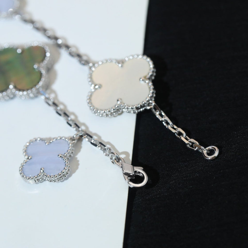 GlowCLOVER BRACELET 5 MOTIFS MOP CHALCEDONY SILVER