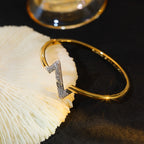 GlowVOLTE UPSITE DOWN GOLD DIAMOND BRACELET