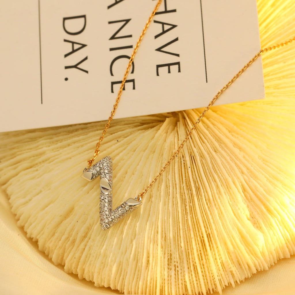GlowVOLT SILVER DIAMOND PEDANT NECKLACE