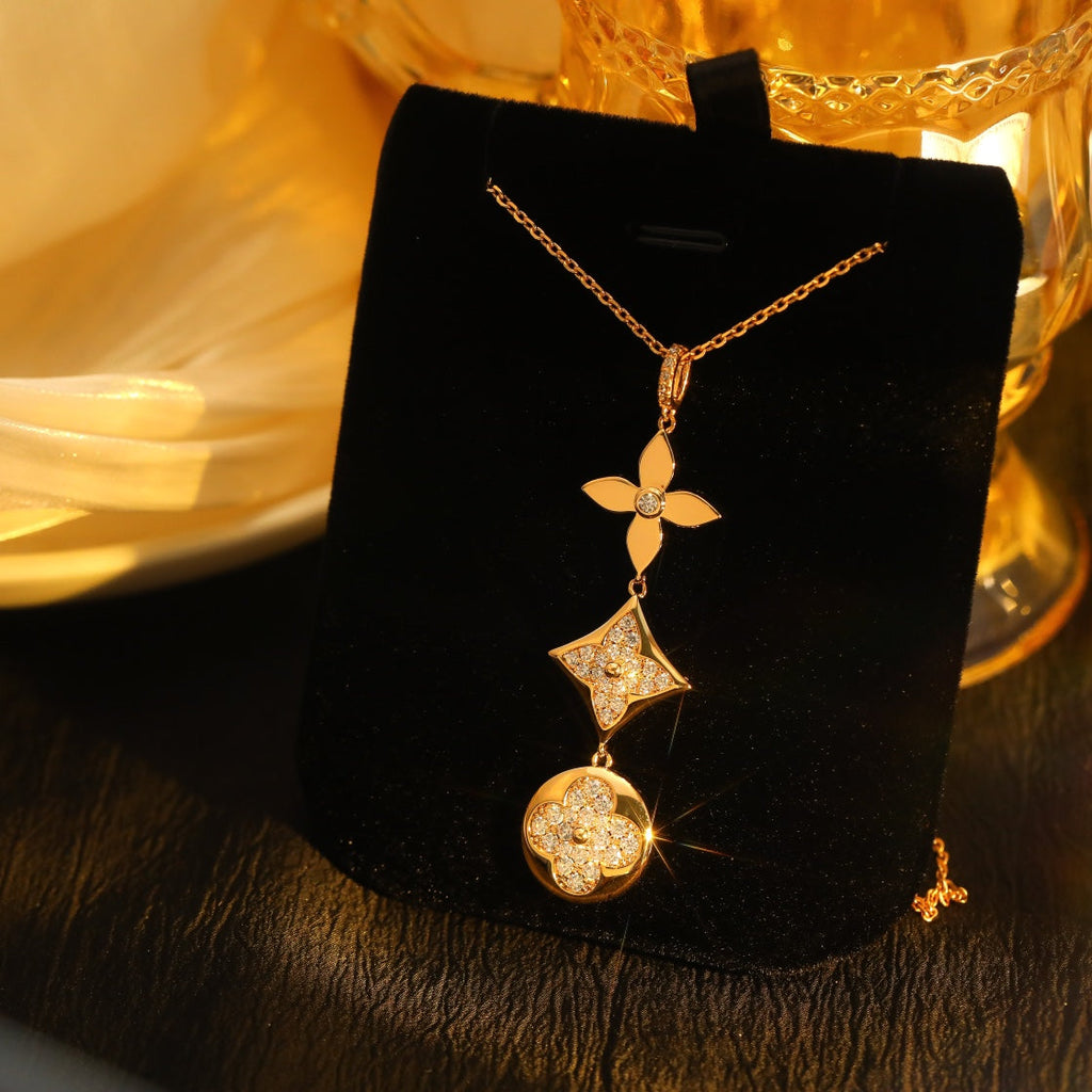 GlowSTAR AND SUN DIAMOND PINK GOLD NECKLACE