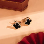 GlowCLOVER MEDIUM 1 MOTIFS  ONYX STUD EARRINGS