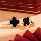 GlowCLOVER MEDIUM 1 MOTIFS  ONYX STUD EARRINGS