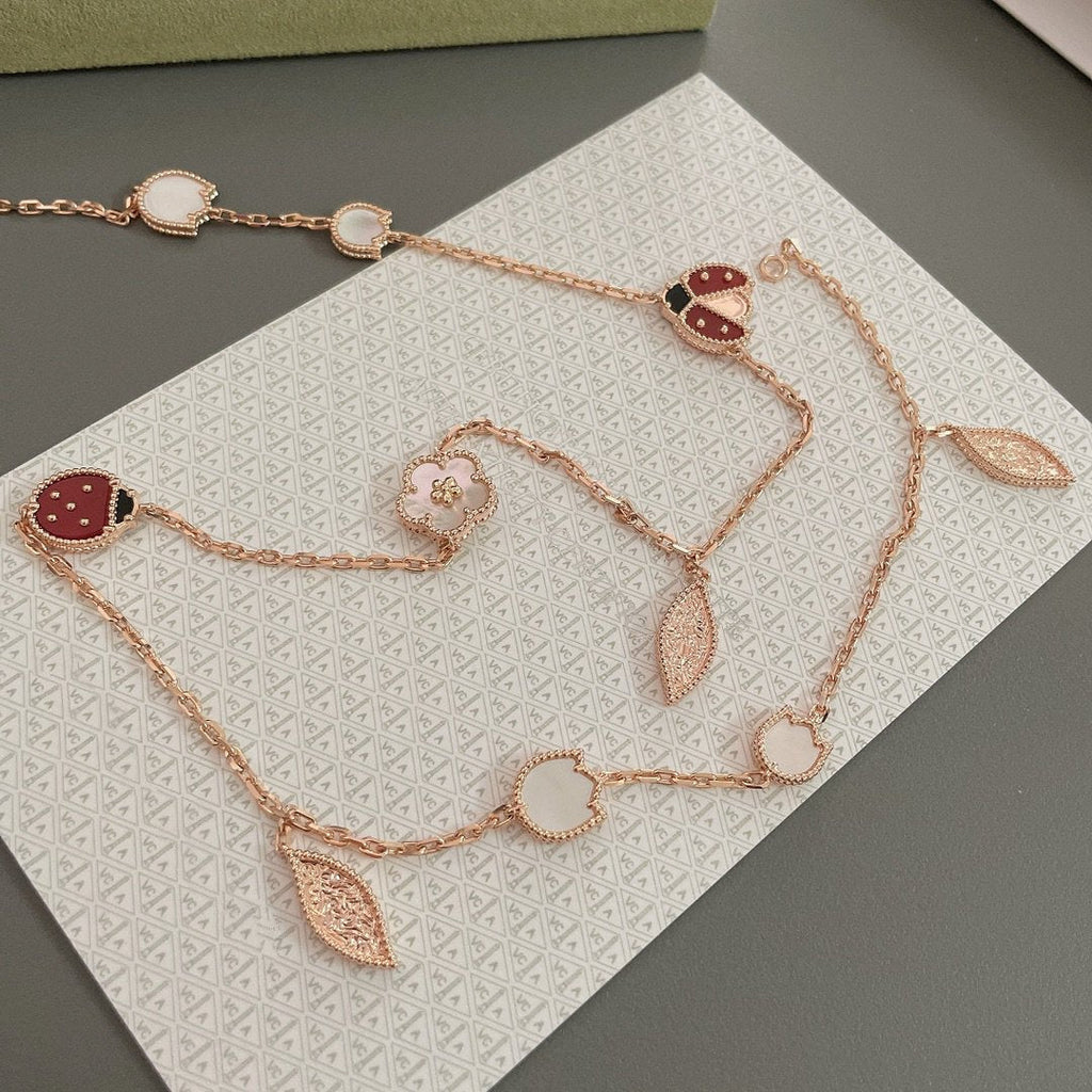 GlowLUCKY SPRING 15 MOTIFS ROSE GOLD NECKLACE