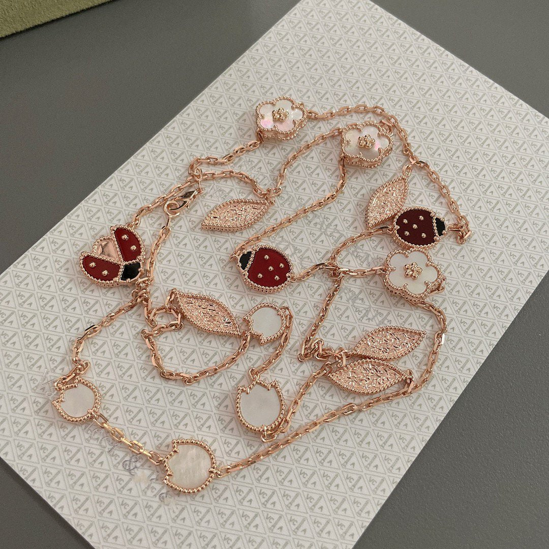 GlowLUCKY SPRING 15 MOTIFS ROSE GOLD NECKLACE