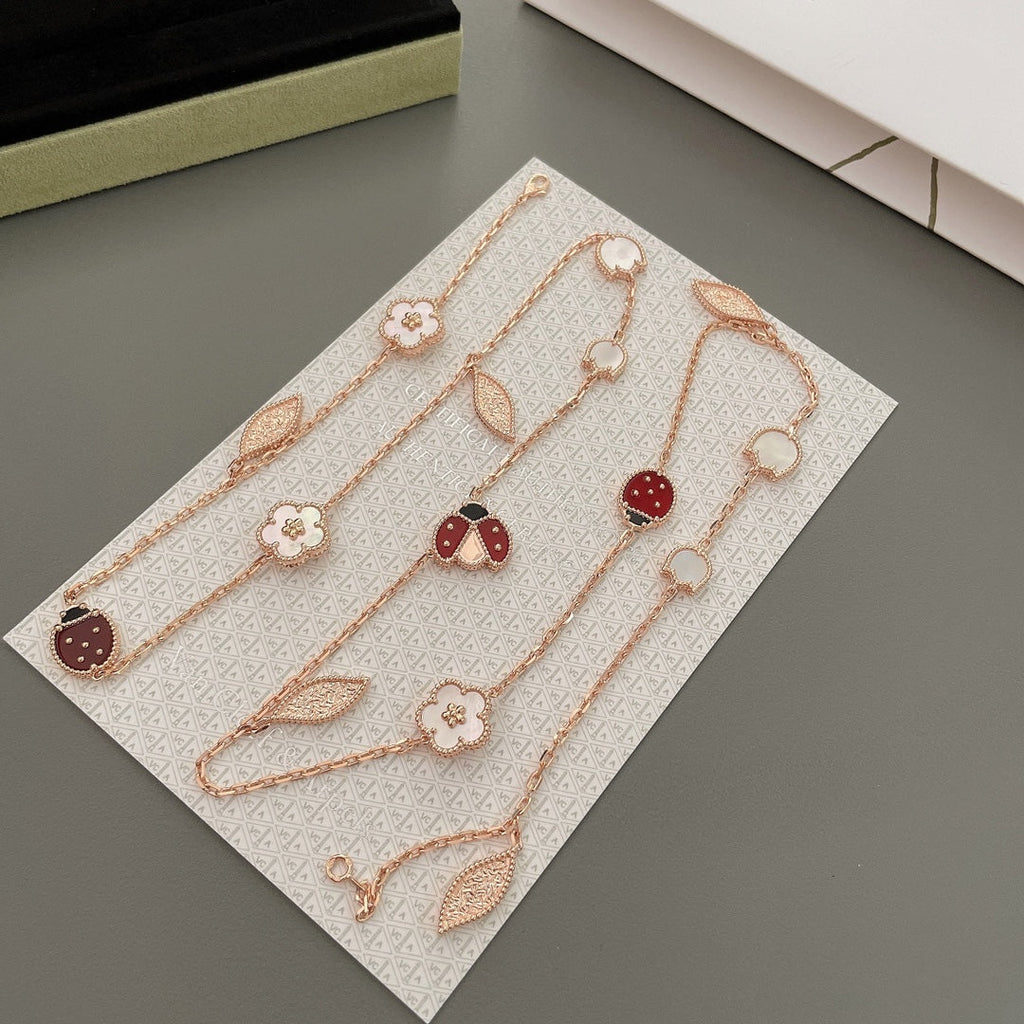 GlowLUCKY SPRING 15 MOTIFS ROSE GOLD NECKLACE