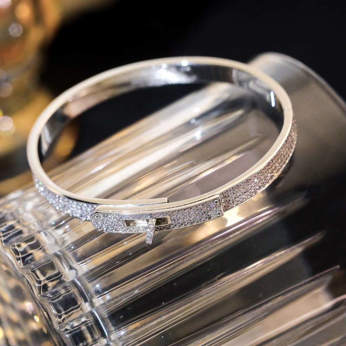 GlowKELLY BRACELET DIAMOND PAVED