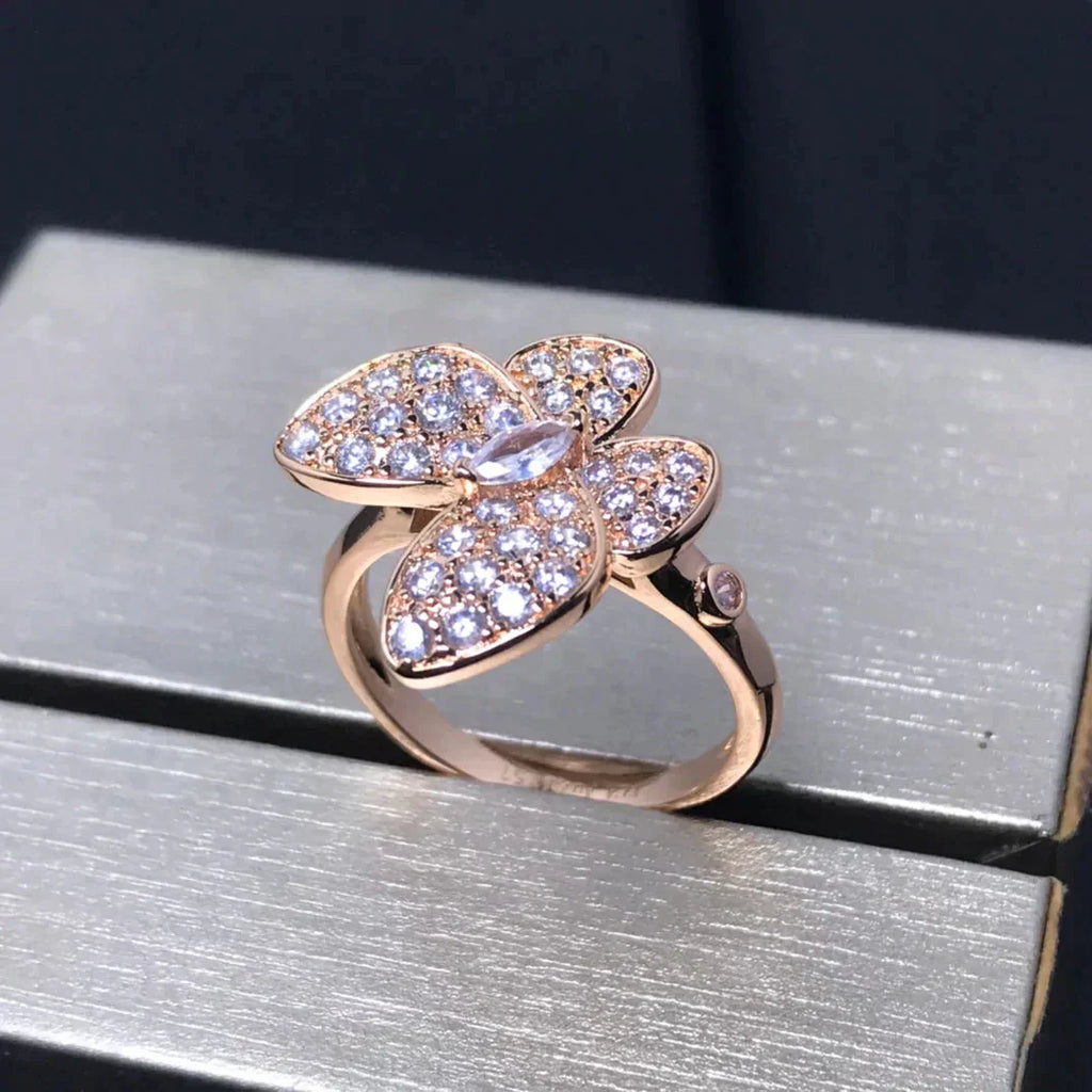 GlowBUTTERFLY PINK GOLD DIAMOND RING