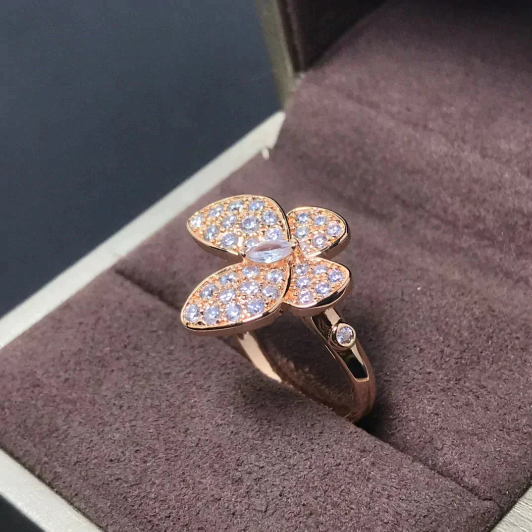GlowBUTTERFLY PINK GOLD DIAMOND RING
