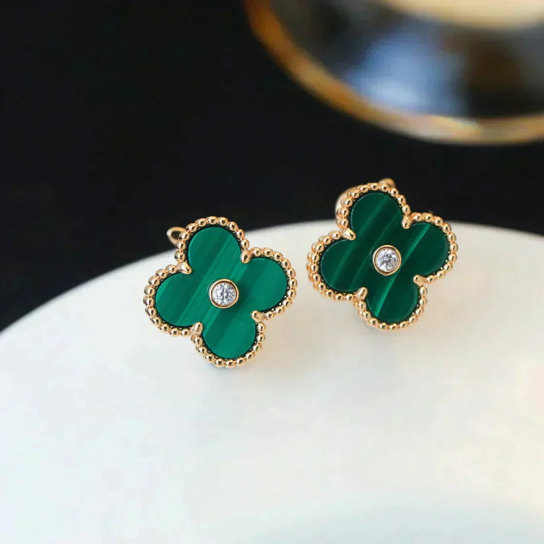 GlowCLOVER MEDIUM 1 MOTIFS MALACHITE DIAMOND EARRINGS