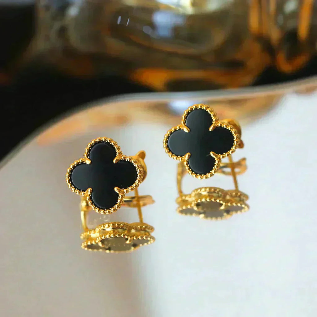 GlowCLOVER MEDIUM 1 MOTIFS  ONYX STUD EARRINGS