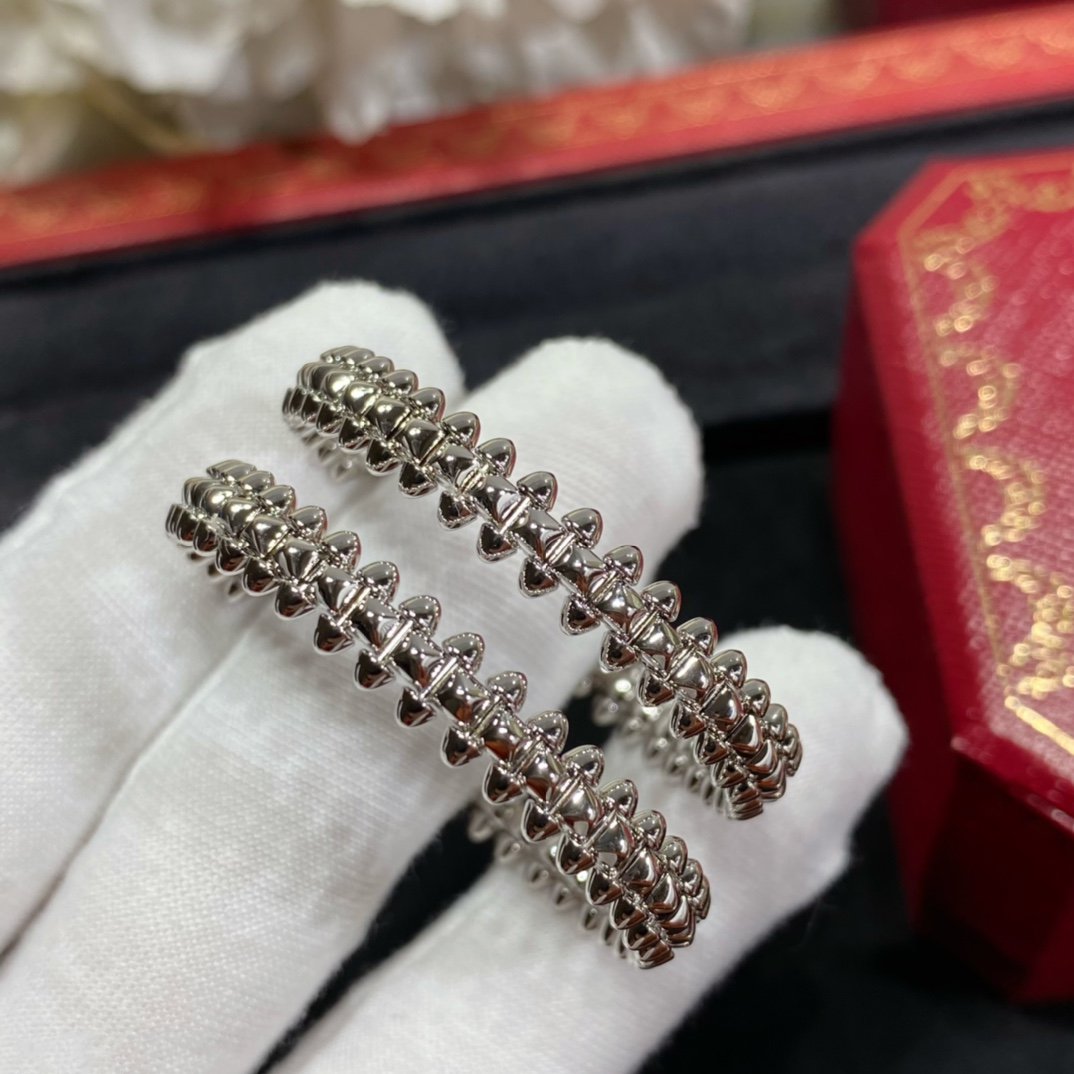 GlowCLASH LARGE HOOP EARRINGS