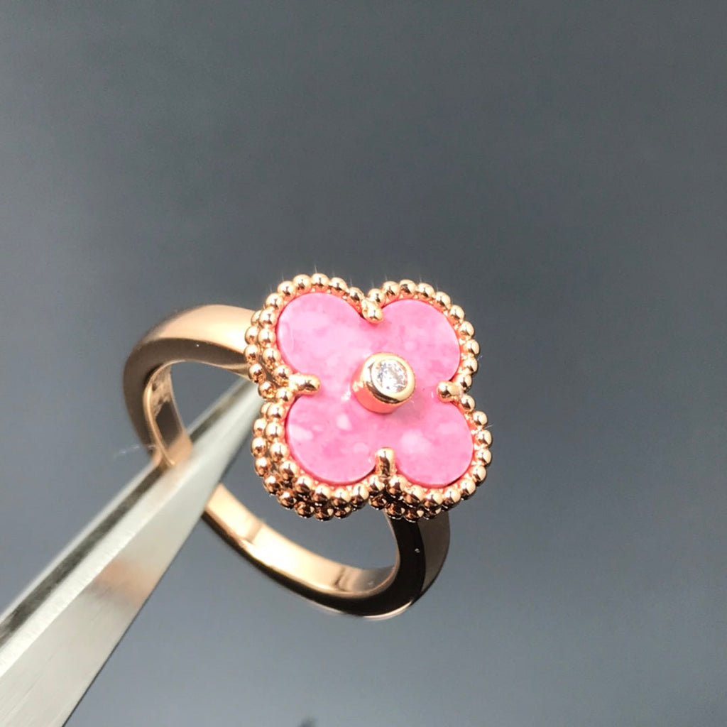 GlowCLOVER RHODONITE ROSE GOLD RING