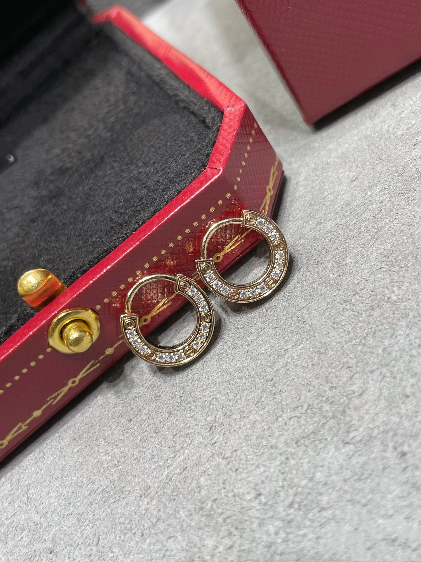 GlowLOVE DIAMOND EARRINGS