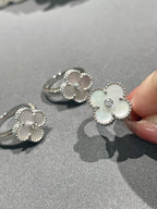 GlowCLOVER SILVER MOP DIAMOND RING