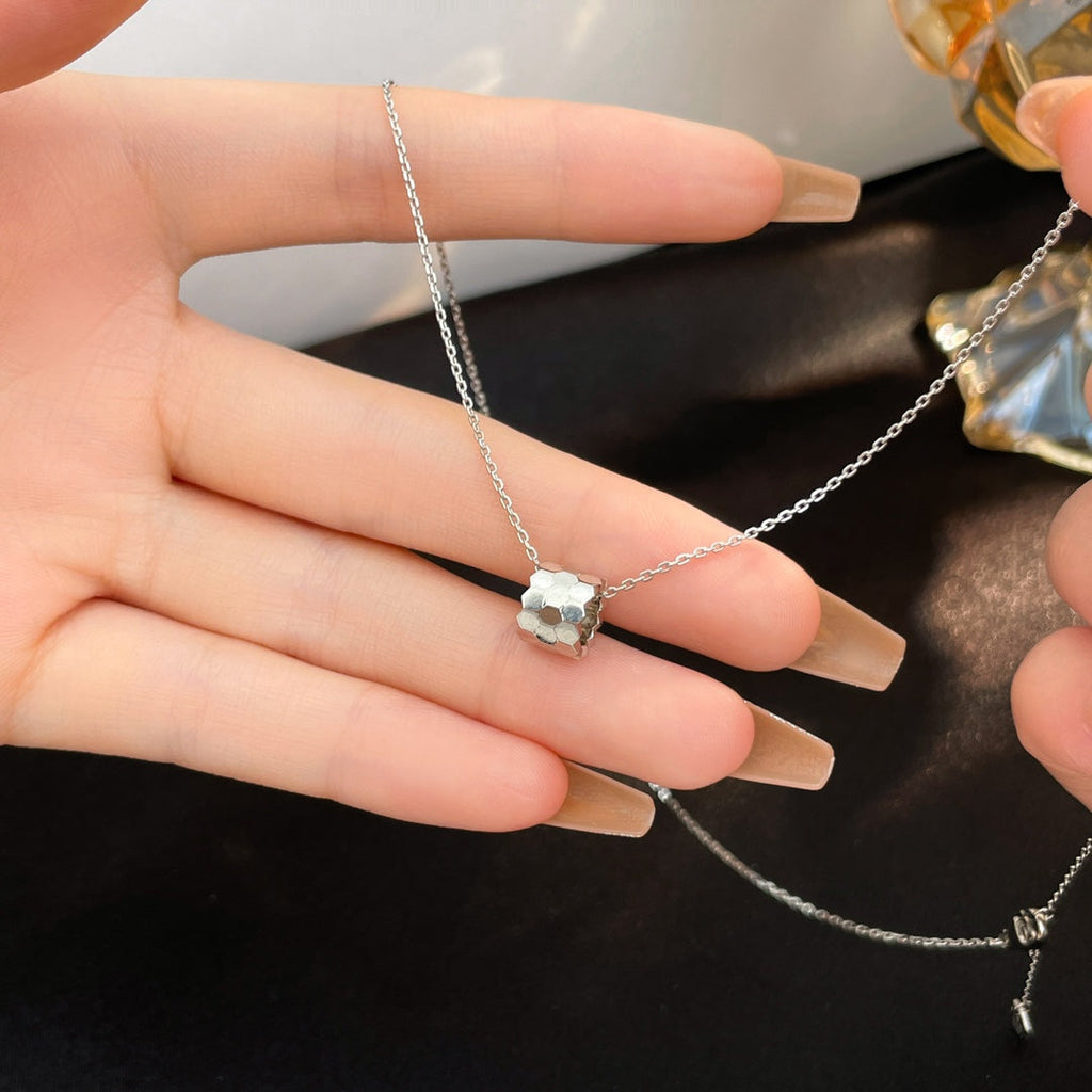 GlowBEE MINI NECKLACE