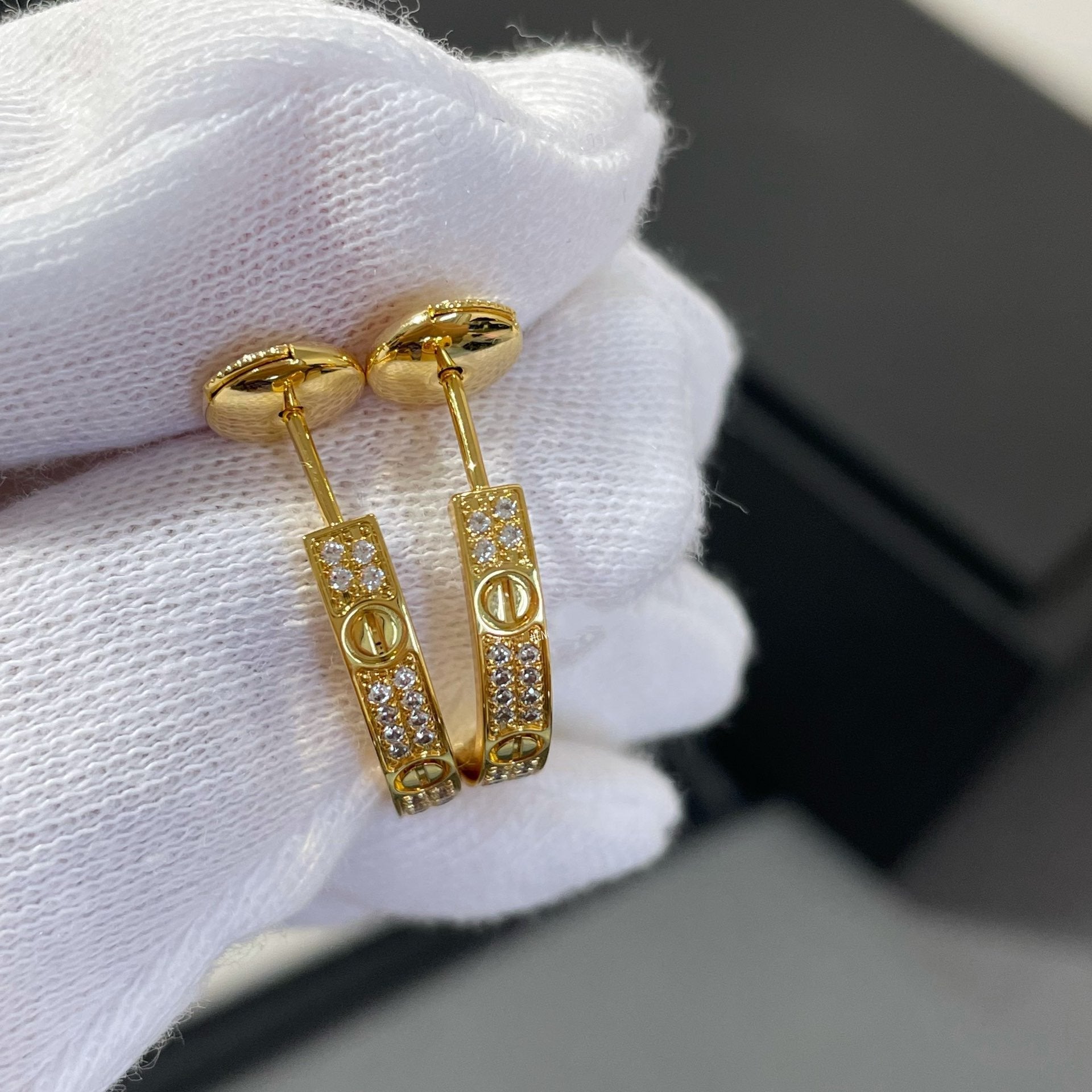 GlowLOVE DIAMOND GOLD HOOP EARRINGS