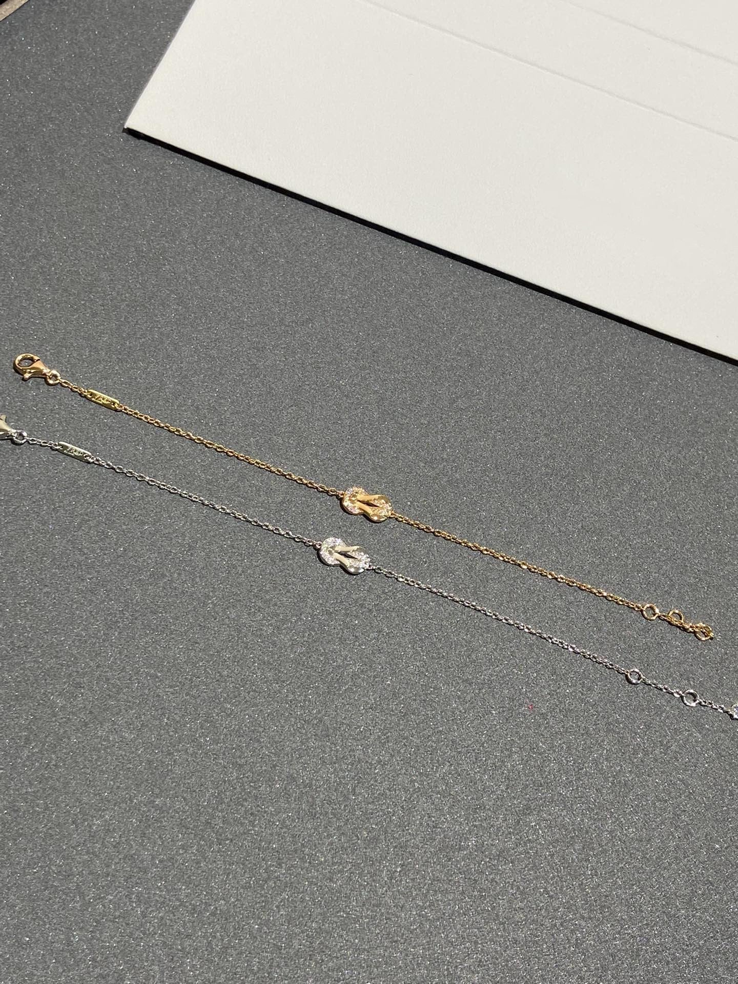 GlowCHANCE INFINIE DIAMOND BRACELET