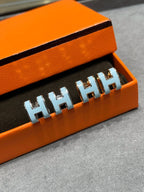 GlowPOP H SKY BLUE STUD EARRINGS