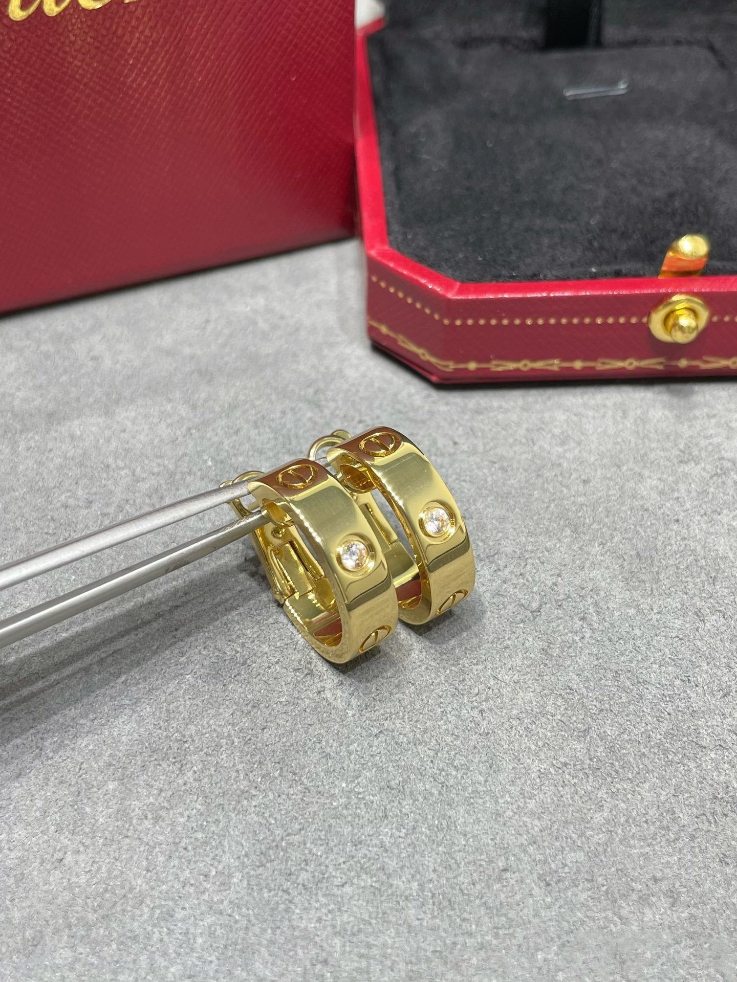 GlowLOVE 5.5MM 1 DIAMOND EARRINGS