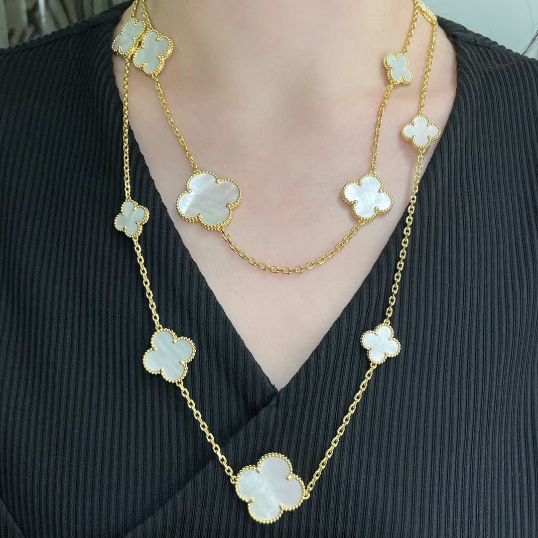 GlowCLOVER 16 MOTIF WHITE MOP GOLD NECKLACE